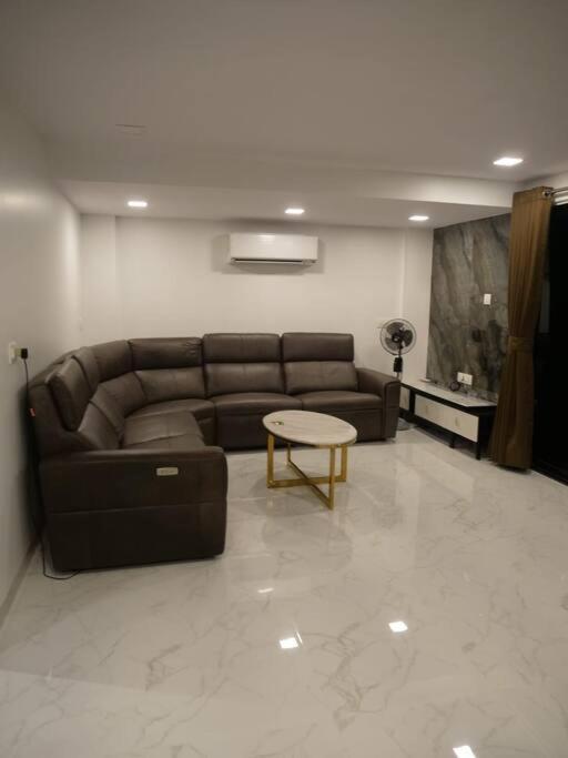 Stayhaven Starmount 4Bhk & Pool Mumbai Exterior foto