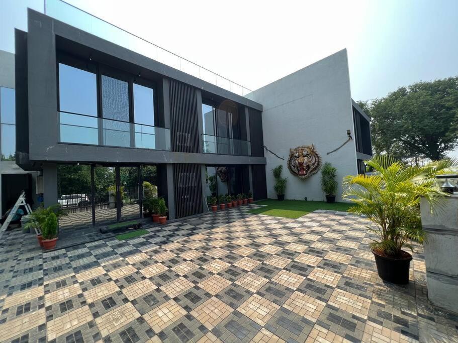 Stayhaven Starmount 4Bhk & Pool Mumbai Exterior foto