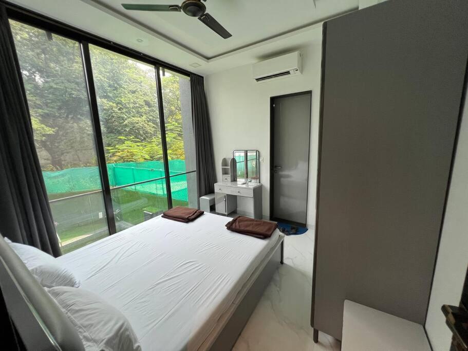Stayhaven Starmount 4Bhk & Pool Mumbai Exterior foto